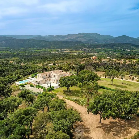 Beautiful Provencal Mas In The Golfe De Saint-tropez *