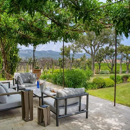 Beautiful Provencal Mas In The Golfe De Saint-tropez *