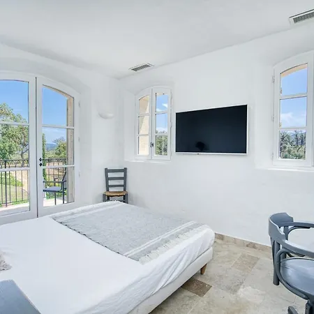 Villa Beautiful Provencal Mas In The Golfe De Saint-tropez Cogolin