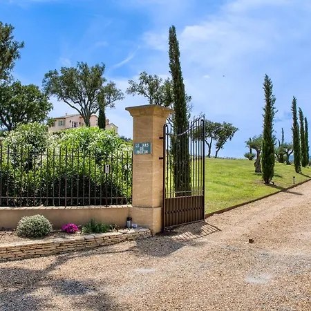 Villa Beautiful Provencal Mas In The Golfe De Saint-tropez