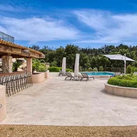 Beautiful Provencal Mas In The Golfe De Saint-tropez *