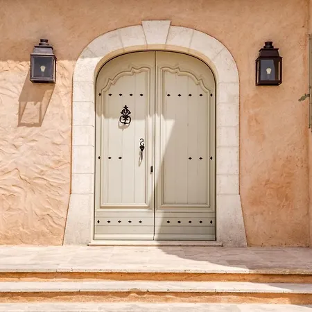 Villa Beautiful Provencal Mas In The Golfe De Saint-tropez