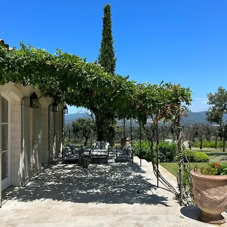 Villa Beautiful Provencal Mas In The Golfe De Saint-tropez Cogolin