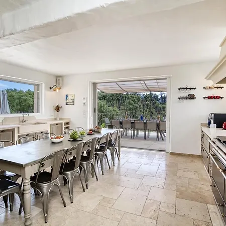 Villa Beautiful Provencal Mas In The Golfe De Saint-tropez *